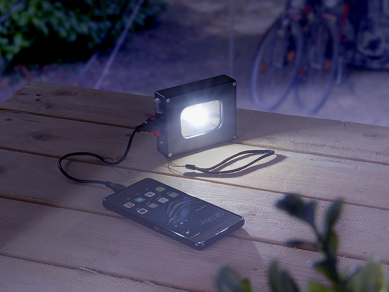 ; LED-Akku-Taschenlampen mit USB-Powerbank 